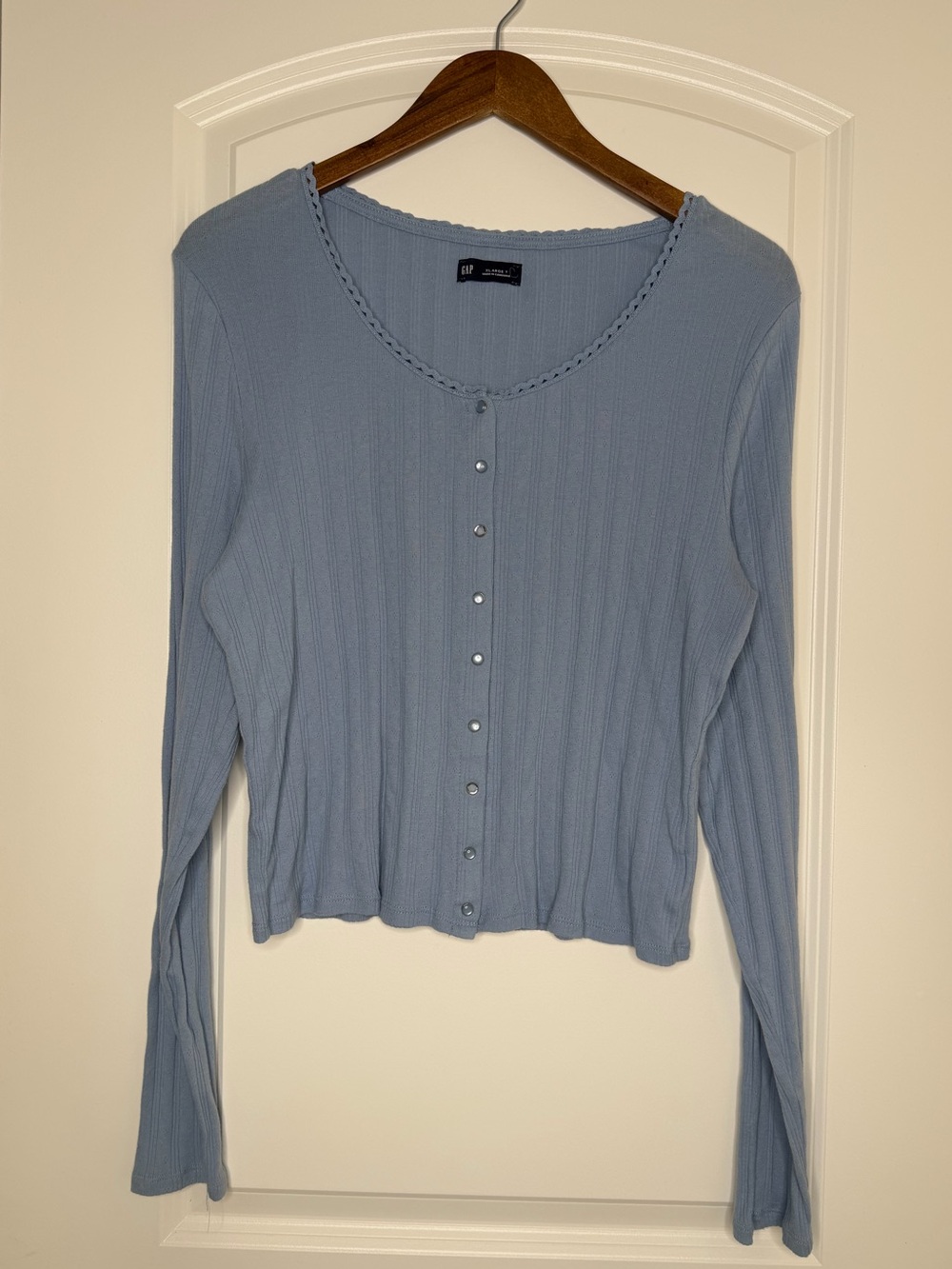 Light Blue Ribbed Button Cardigan‎ - Picture 2 of 13